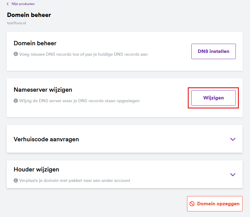 Schermafbeelding van Mijn Account › Mijn producten › pijltje naast je domeinnaam › Beheren naast Domeinnaam. De pagina Domein beheer