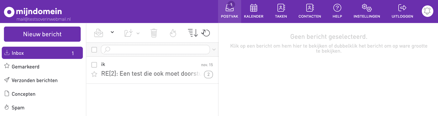 Schermafbeelding van email.mijndomein.nl › Postvak. Links je mappen, in het midden je berichten, rechts het geopende bericht
