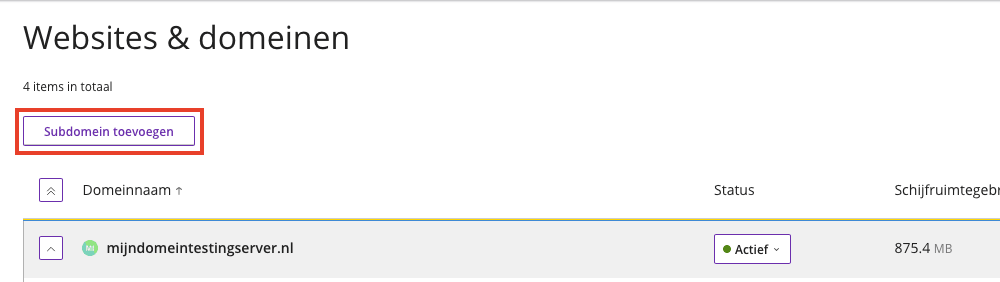 Schermafbeelding van Plesk › Websites & domeinen. De knop Subdomein toevoegen staat linksboven, boven je domeinnaam