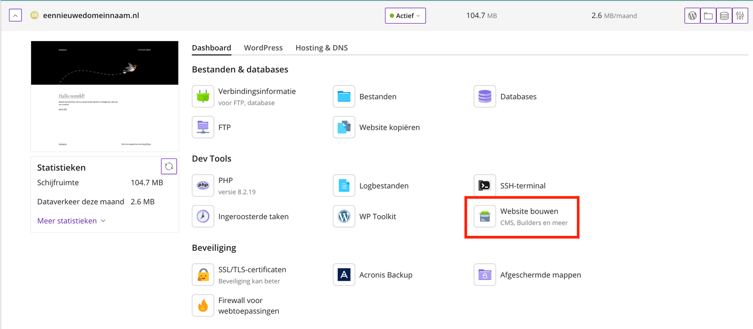 Schermafbeelding van Plesk › Dashboard. Website bouwen staat op het dashboard in de groep Dev Tools